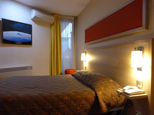 Imagen de la habitación del Hotel Le President. Foto 7