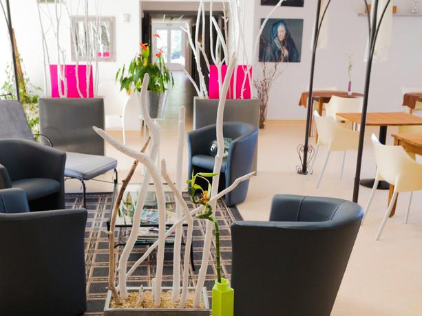 Imagen de los interiores del Hotel Le President Gare Tgv Nimes Pont Du Gard. Foto 4