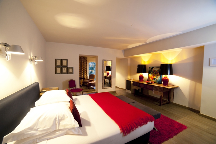 Imagen de la habitación del Hotel Le Prieure. Foto 4