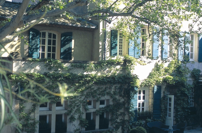 Imagen de los exteriores del Hotel Le Prieure, Villeneuve Les Avignon. Foto 8