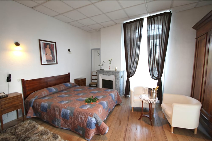 Imagen de la habitación del Hotel Le Prieur&eacute;, Bourg-Saint-Andeol. Foto 10