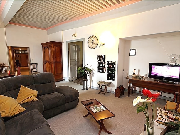 Imagen de la habitación del Hotel Le Prieur&eacute;, Bourg-Saint-Andeol. Foto 13