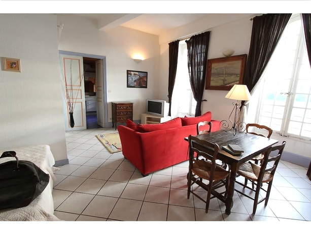 Imagen de la habitación del Hotel Le Prieur&eacute;, Bourg-Saint-Andeol. Foto 14