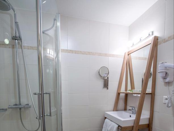 Imagen de la habitación del Hotel Le Prince Noir. Foto 3