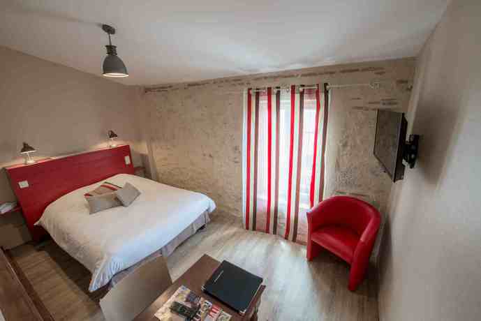 Imagen de la habitación del Hotel Le Prince Noir. Foto 5