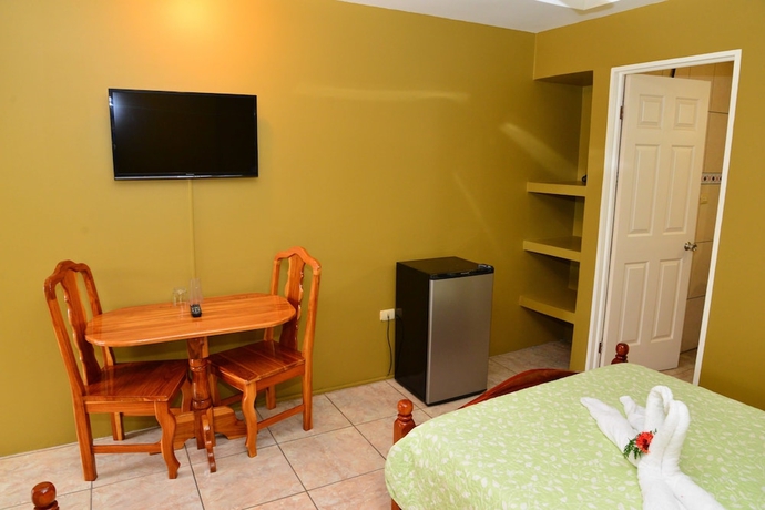 Imagen de la habitación del Hotel Le Priss Inn. Foto 11