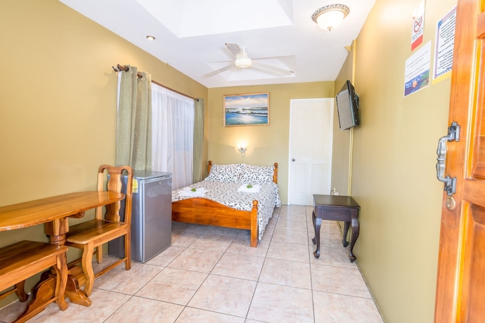 Imagen de la habitación del Hotel Le Priss Inn. Foto 14