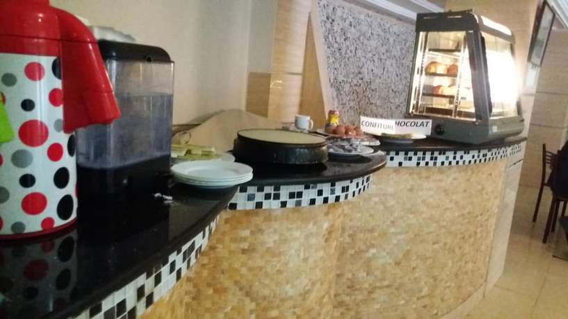 Imagen de la habitación del Hotel Le Privilege. Foto 13