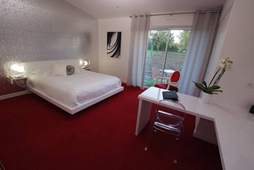 Imagen de la habitación del Hotel Le Privil&egrave;ge, CHATEAUBOURG. Foto 3