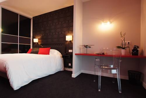 Imagen de la habitación del Hotel Le Privil&egrave;ge, CHATEAUBOURG. Foto 13