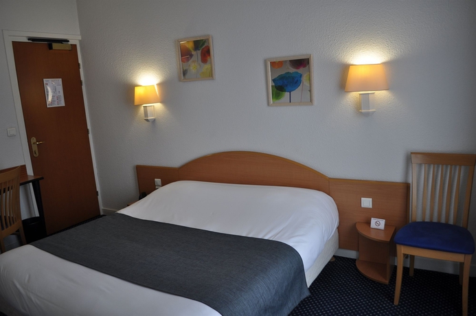 Imagen de la habitación del Hotel Le Progr&egrave;s. Foto 8