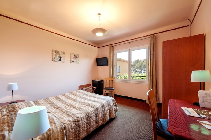 Imagen de la habitación del Hotel Le Proven&ccedil;al, Les Issambres. Foto 10