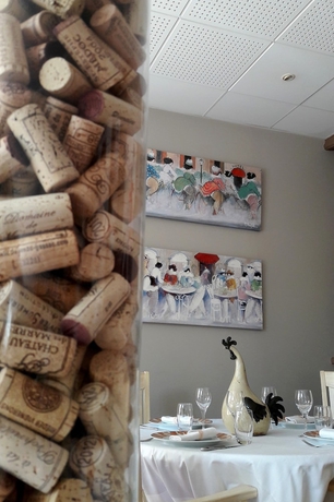 Imagen del bar/restaurante del Hotel Le Proven&ccedil;al, Les Issambres. Foto 4