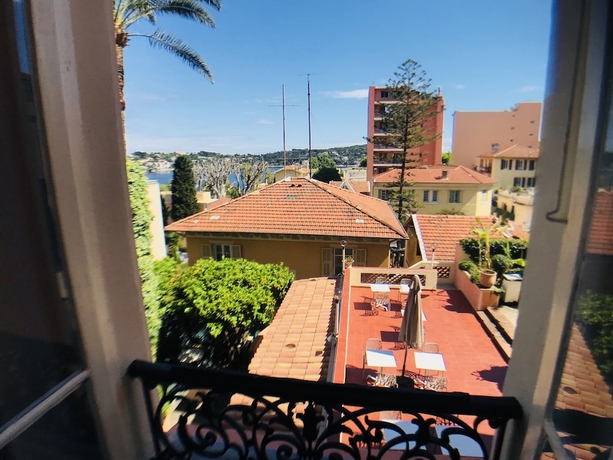Imagen de la habitación del Hotel Le Proven&ccedil;al, VILLEFRANCHE-SUR-MER. Foto 3
