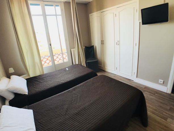 Imagen de la habitación del Hotel Le Proven&ccedil;al, VILLEFRANCHE-SUR-MER. Foto 10
