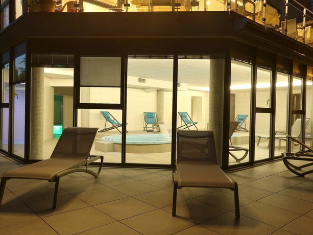 Imagen de la piscina del Hotel Le Provence, Saint-Barth&eacute;lemy-de-Vals. Foto 14