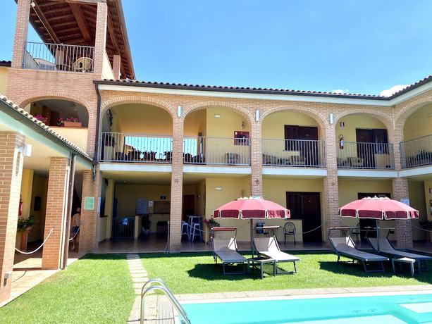 Imagen de la habitación del Hotel Le Querciolaie dei Ricci. Foto 8