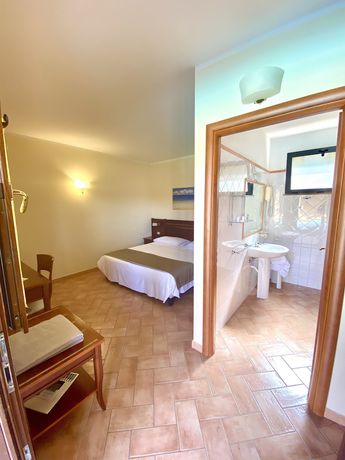 Imagen de la habitación del Hotel Le Querciolaie dei Ricci. Foto 14