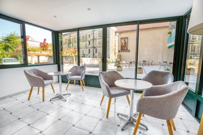 Imagen de la habitación del Hotel Le Quercy. Foto 16