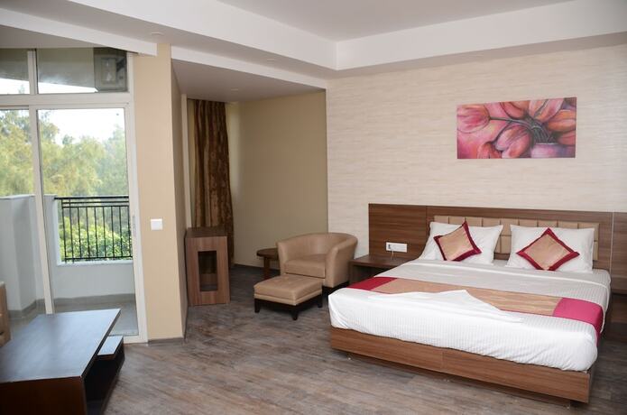 Imagen de la habitación del Hotel Le ROI Digha. Foto 18