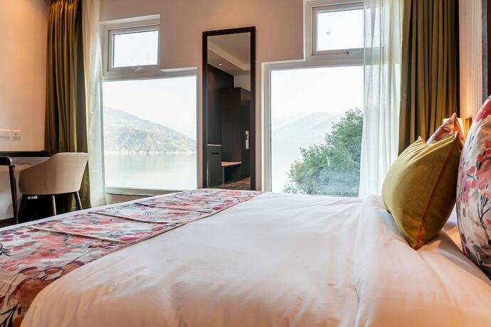 Imagen de la habitación del Hotel Le ROI Lake View koti. Foto 16