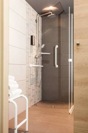 Imagen de la habitación del Hotel Le Rabelais. Foto 3