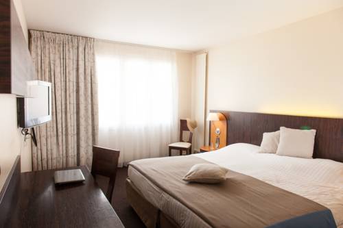 Imagen de la habitación del Hotel Le Rabelais. Foto 4