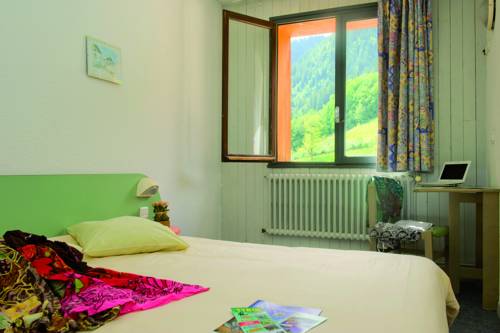 Imagen de la habitación del Hotel Le Rafour. Foto 2