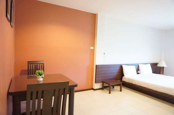 Imagen de la habitación del Hotel Le Ranong Bistro. Foto 7