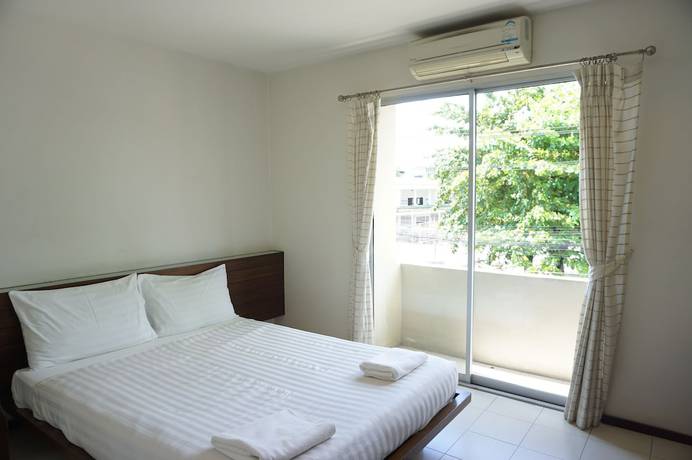 Imagen de la habitación del Hotel Le Ranong Bistro. Foto 13