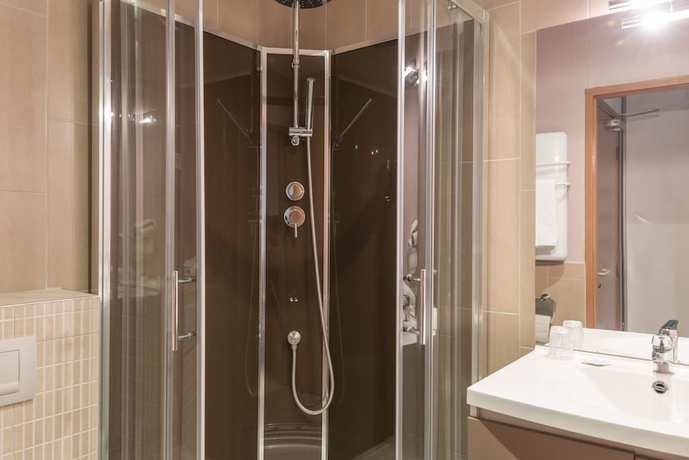Imagen de la habitación del Hotel Le R&eacute;verb&egrave;re - La Cuisinerie - L\'H&ocirc;tellerie. Foto 12