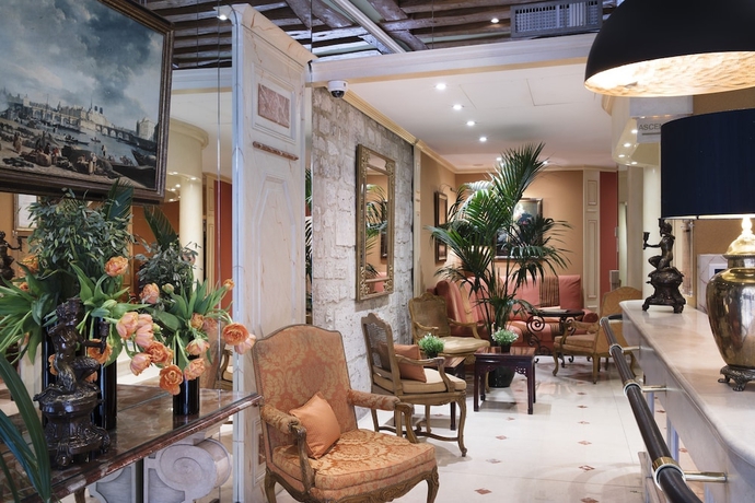 Imagen de los interiores del Hotel Le Regent, París. Foto 19