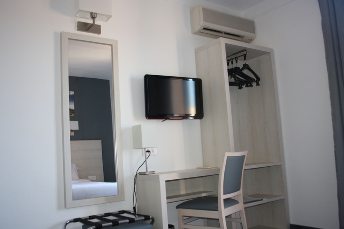 Imagen de los interiores del Hotel Le Regina. Foto 14