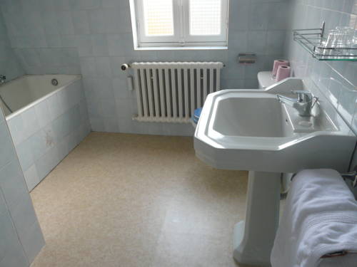 Imagen de la habitación del Hotel Le Relais Bigouden. Foto 16