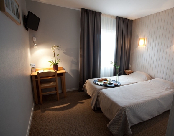 Imagen de la habitación del Hotel Le Relais, Biscarrosse. Foto 12