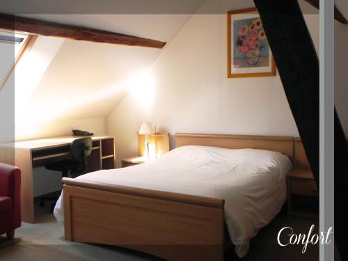 Imagen de la habitación del Hotel Le Relais Champenois Logis. Foto 4