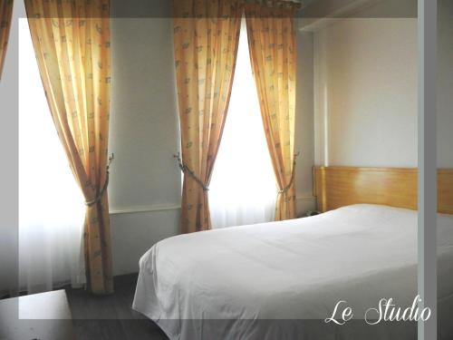 Imagen de la habitación del Hotel Le Relais Champenois Logis. Foto 7