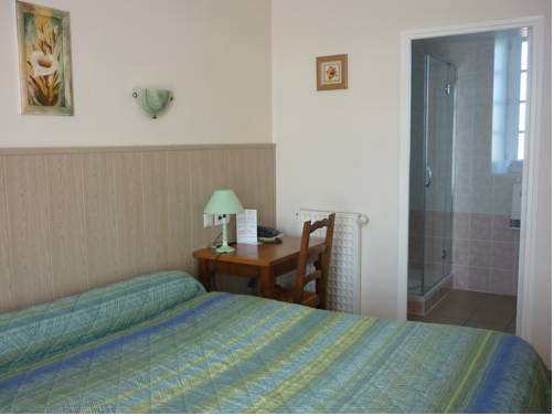Imagen de la habitación del Hotel Le Relais De Beaucemaine. Foto 5