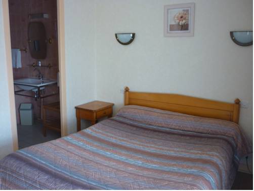Imagen de la habitación del Hotel Le Relais De Beaucemaine. Foto 12