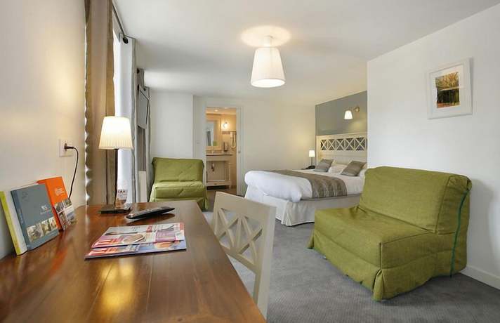 Imagen de la habitación del Hotel Le Relais De Broceliande. Foto 5