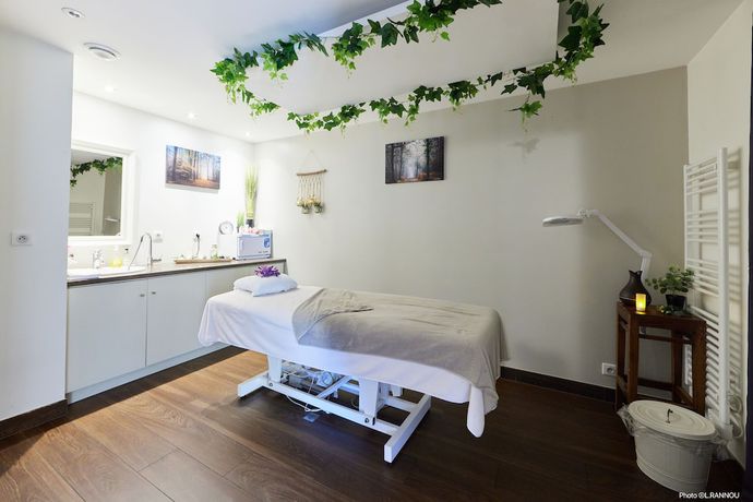 Imagen de los interiores del Hotel Le Relais De Broceliande. Foto 15