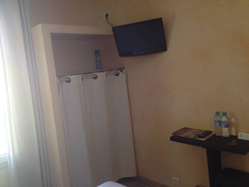 Imagen de la habitación del Hotel Le Relais De La Cal&egrave;che. Foto 8