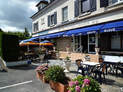 Imagen general del Hotel Le Relais De La Route Bleue, Saint-Loup-Lamair&eacute;. Foto 6
