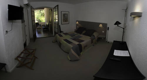 Imagen de la habitación del Hotel Le Relais De La Vignasse. Foto 13