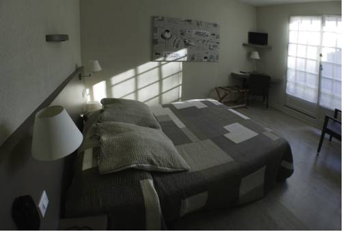 Imagen de la habitación del Hotel Le Relais De La Vignasse. Foto 15