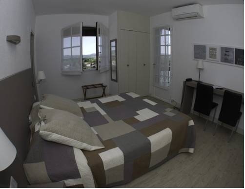 Imagen de la habitación del Hotel Le Relais De La Vignasse. Foto 18