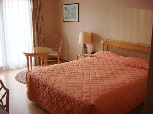 Imagen de la habitación del Hotel Le Relais De Pouilly. Foto 14