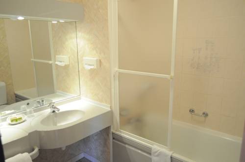 Imagen de la habitación del Hotel Le Relais De Pouilly. Foto 18