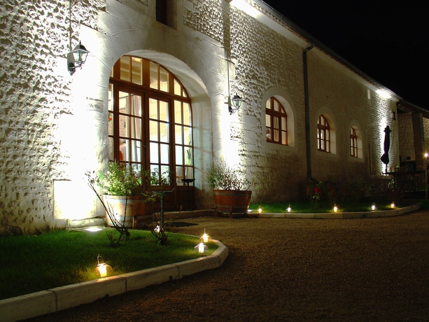 Imagen de los interiores del Hotel Le Relais De Saint-preuil, The Originals Relais (relais Du Silence). Foto 10
