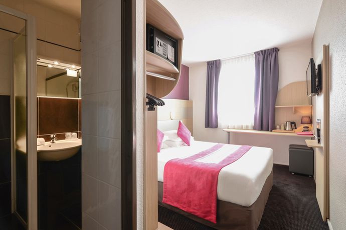 Imagen general del Hotel Le Relais Des Brasseurs - Aubagne. Foto 3